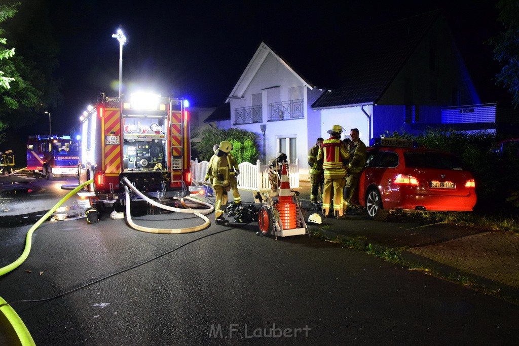 Grossfeuer Einfamilienhaus Siegburg Muehlengrabenstr P0099.JPG - Miklos Laubert